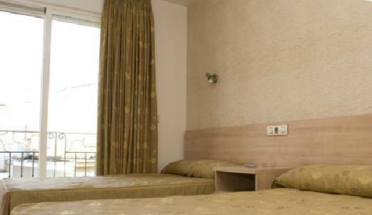 Hostal Casa Paco Chilches  Zimmer foto
